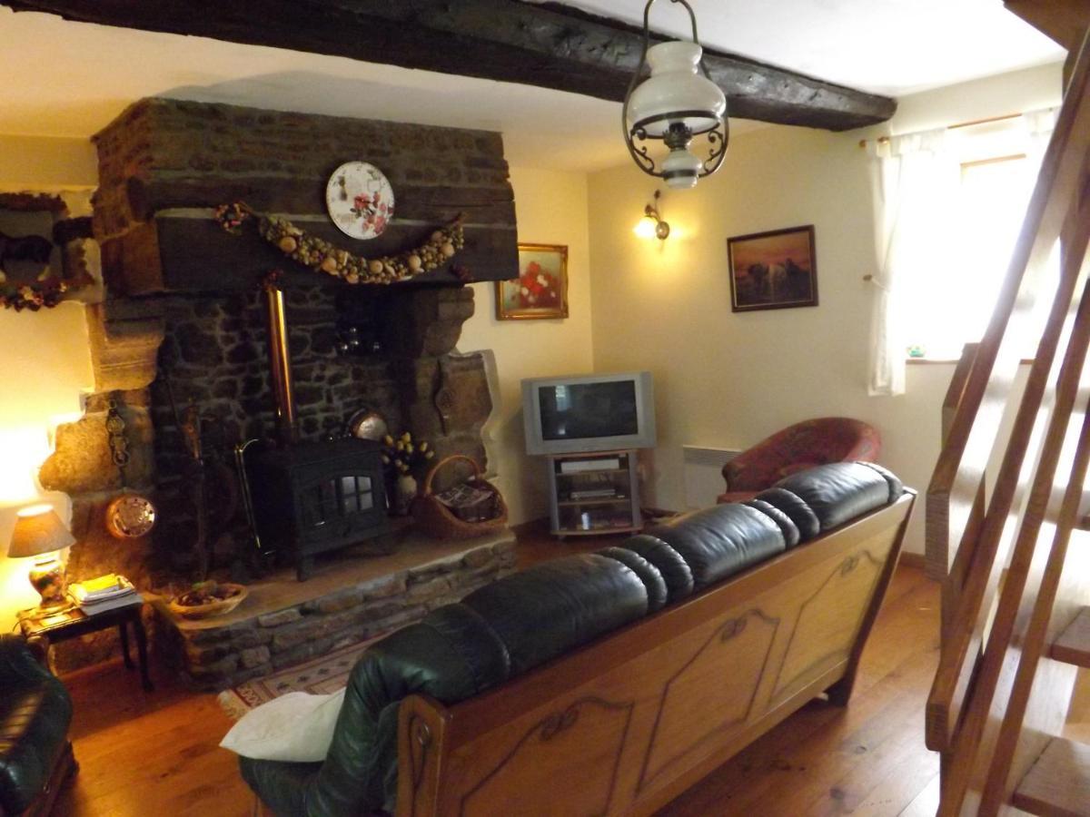 Beautiful 3-Bed Cottage In Passais-Villages Saint-Siméon المظهر الخارجي الصورة