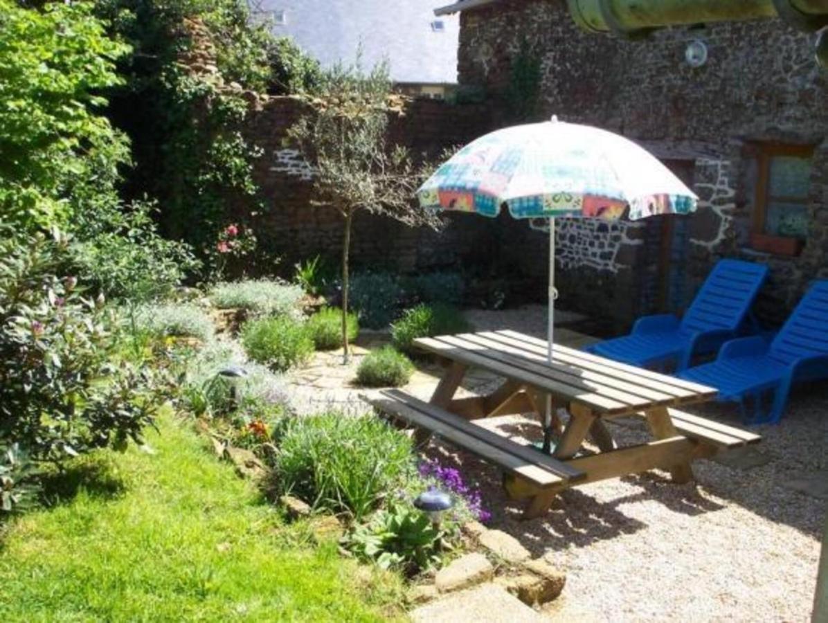 Beautiful 3-Bed Cottage In Passais-Villages Saint-Siméon المظهر الخارجي الصورة